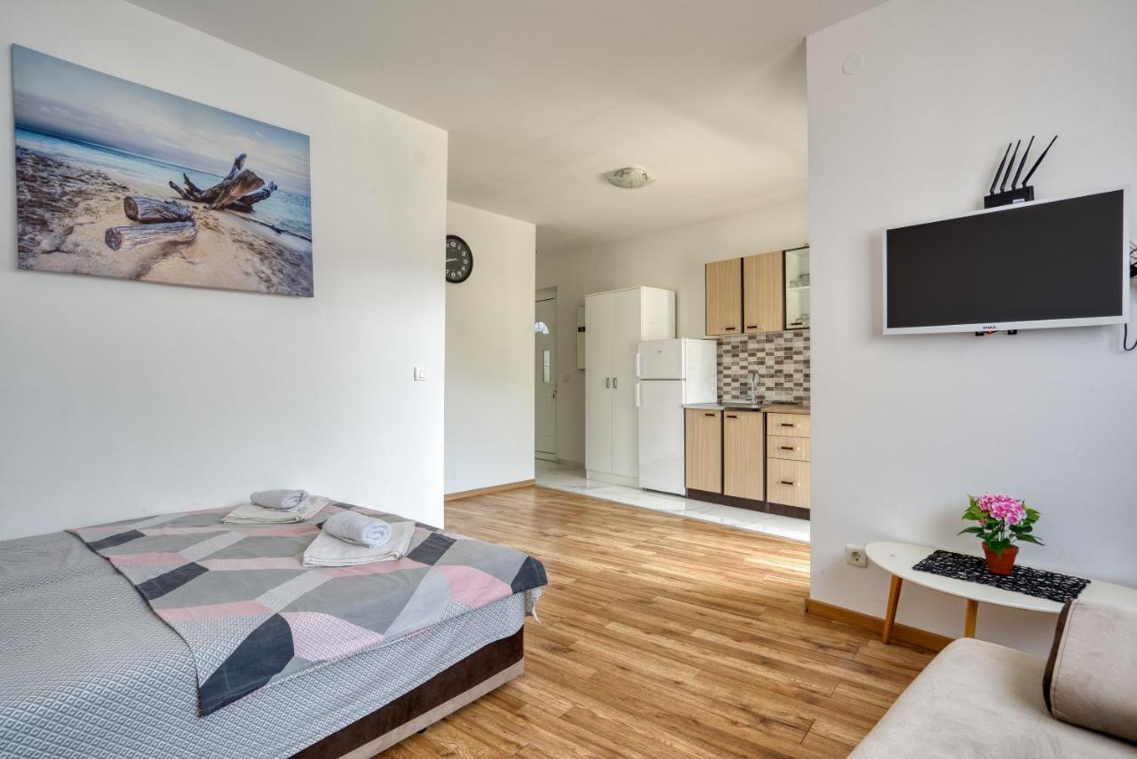 Apartmani Cukic Rafailovici Budva Extérieur photo
