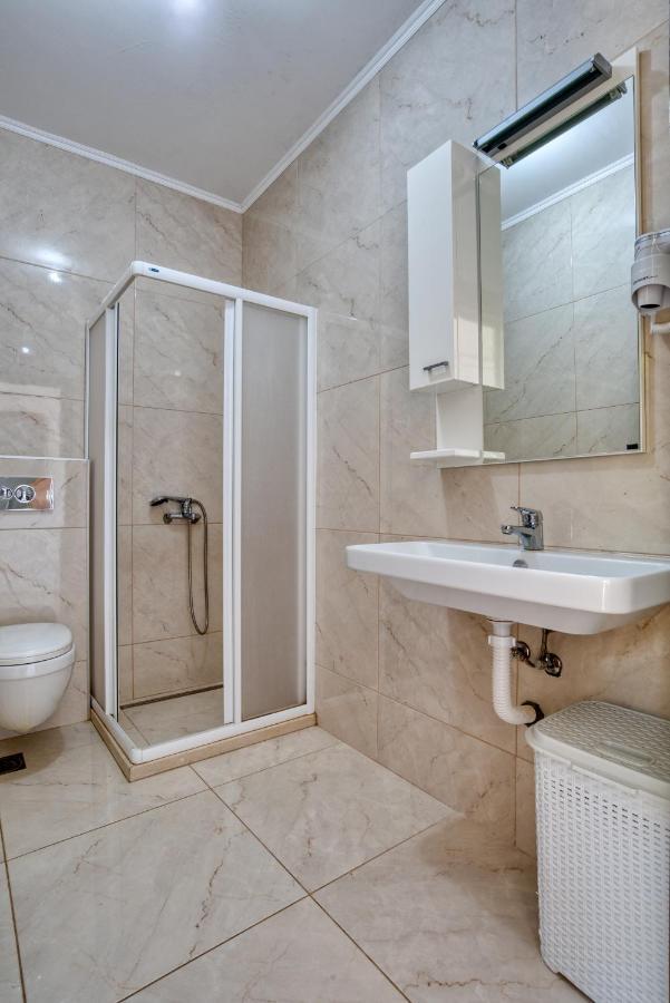 Apartmani Cukic Rafailovici Budva Extérieur photo